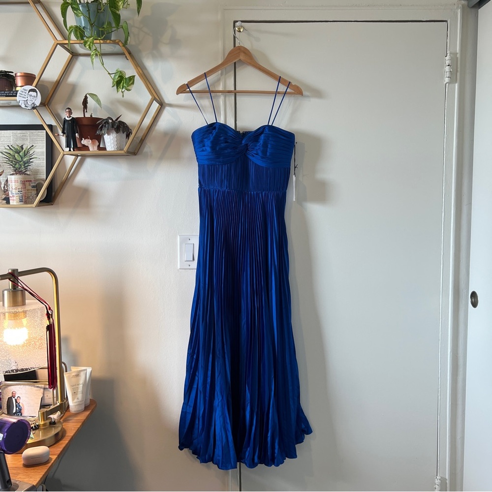 AMUR Pleated Strapless Belle Midi Dress - Picture 9 of 16